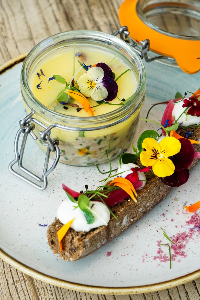 Photographe Roxane Guidez Paris Hotel Restaurant Ermitage Chef Kim Srinivasan.