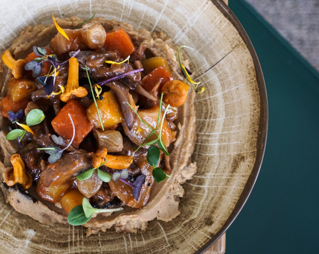 Photographe Paris Hotel Restaurant Ermitage Chef Kim Srinivasan.