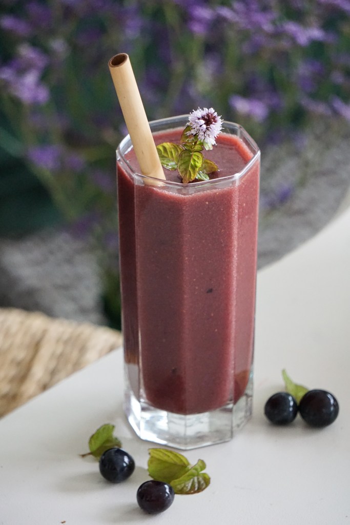 Jus Énergétique: Figues, Raisins et Gingembre