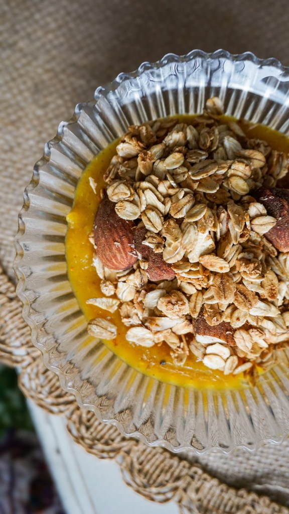 Recette de compote de pommes curcuma-cannelle et gingembre