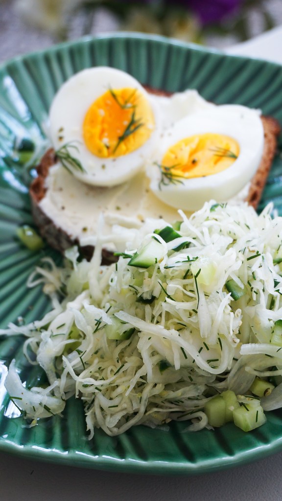 Recette de salade croquante au chou et concombre